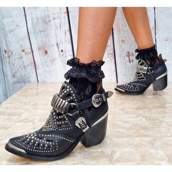 JEFFREY CAMPBELL Jeffrey Campbell for Women: Calhoun-4 Black  Jeffrey campbell 6.5 black leather calhoun boots